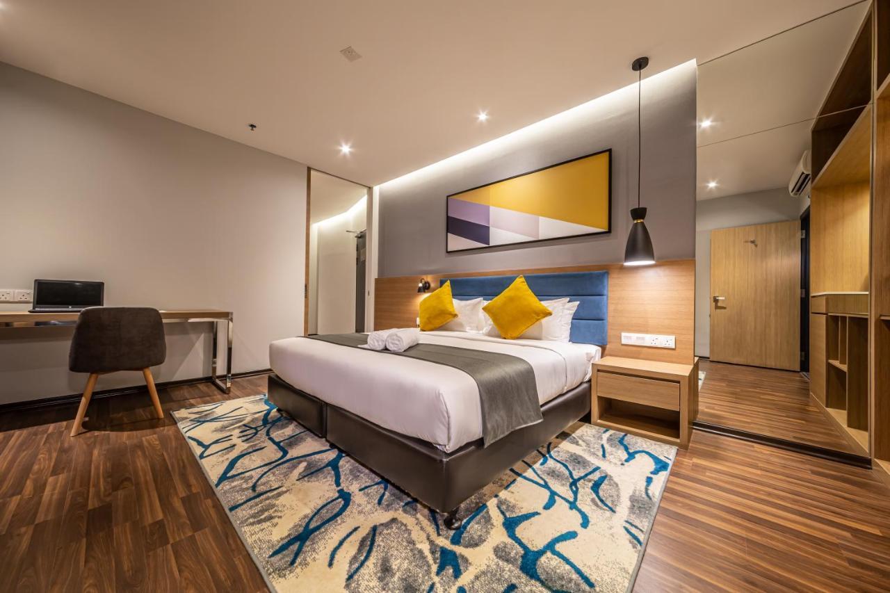 Fives Hotel Johor Bahru City Centre Exterior photo